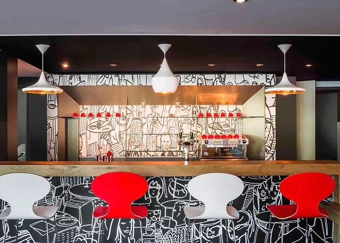 Ibis Nantes Centre Gare Sud